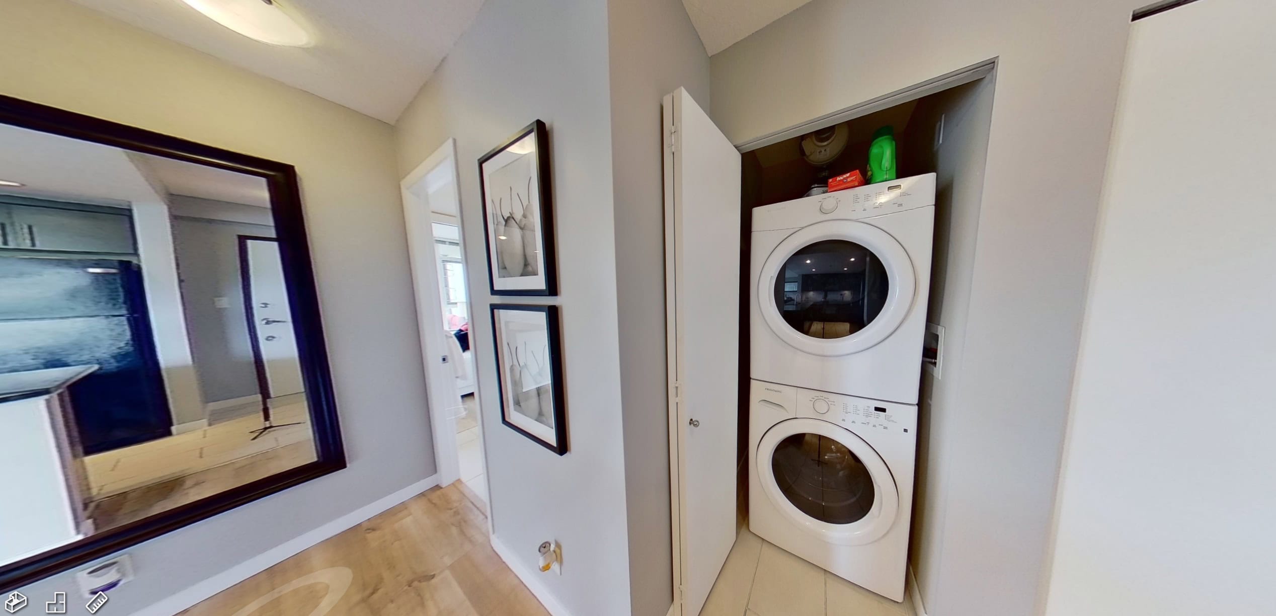 #705 - 555 DELESTRE AVENUE, Coquitlam, British Columbia V3K 0A9, 2 Bedrooms Bedrooms, 7 Rooms Rooms,1 BathroomBathrooms,Condo,SOLD,CORA TOWERS,DELESTRE,6,R2589072