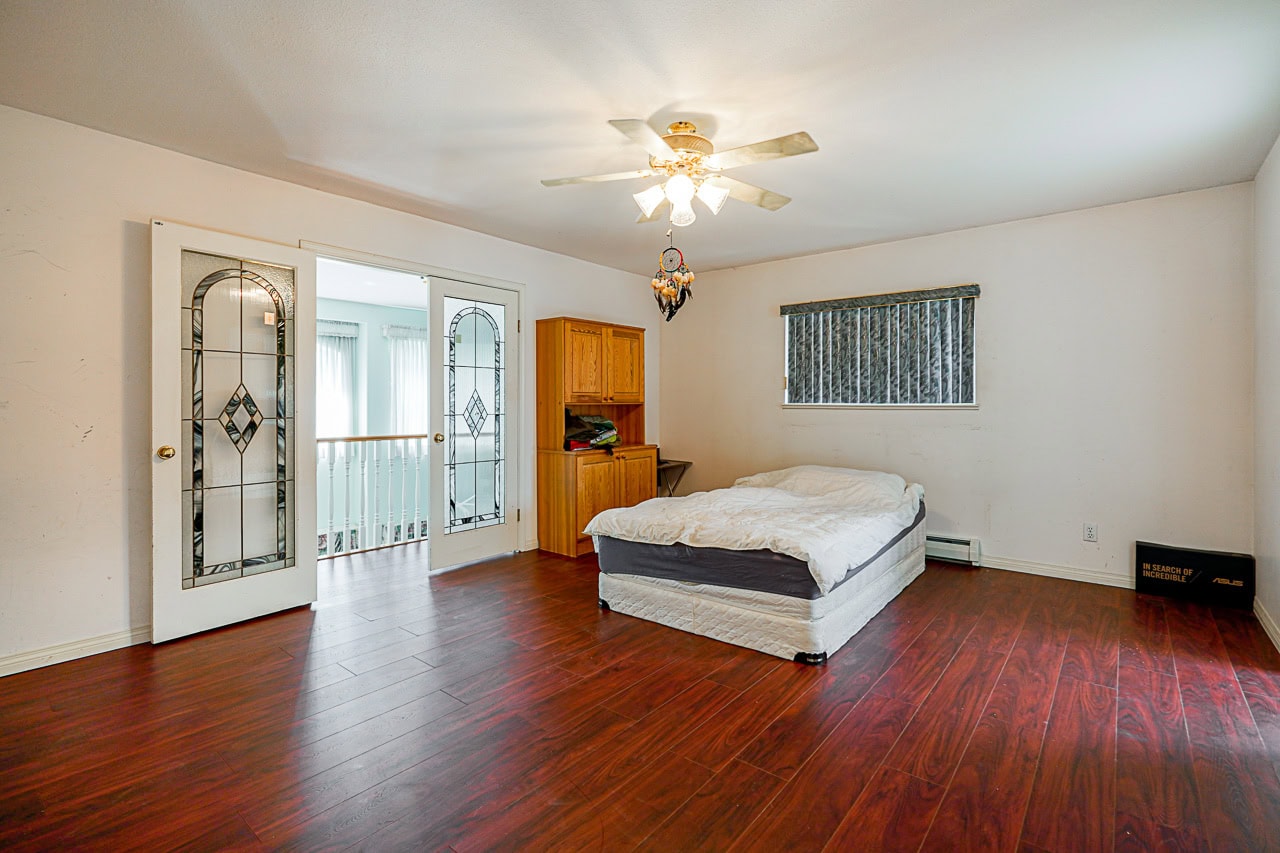 15295 87A AVE, SURREY, British Columbia V3S 5E8, 7 Bedrooms Bedrooms, 15 Rooms Rooms,4 BathroomsBathrooms,Detached,For Sale,87A,2,R2602655