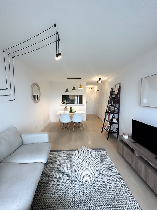 1008 - 3455 Ascot Place, Vancouver, British Columbia V5R 6B7, 1 Bedroom Bedrooms, 4 Rooms Rooms,1 BathroomBathrooms,Condo,SOLD,Queen's Court,Ascot,10,1017