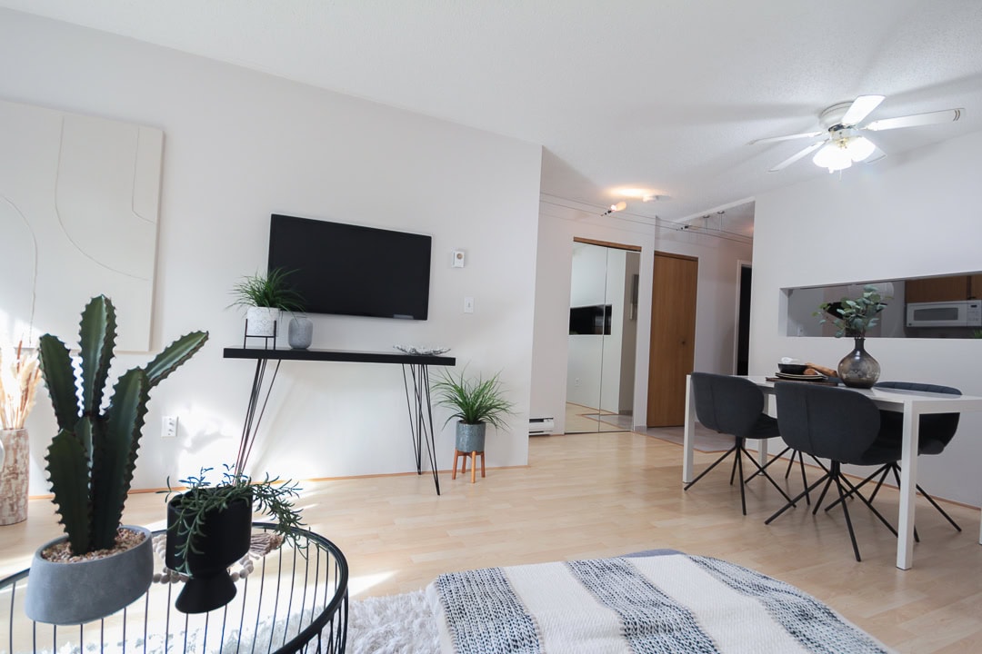 102-659 E 8TH AVENUE, Vancouver, British Columbia V5T 1T2, 1 Bedroom Bedrooms, 5 Rooms Rooms,1 BathroomBathrooms,Condo,For Sale,Ridgemont,E 8TH AVENUE,1,R2824478