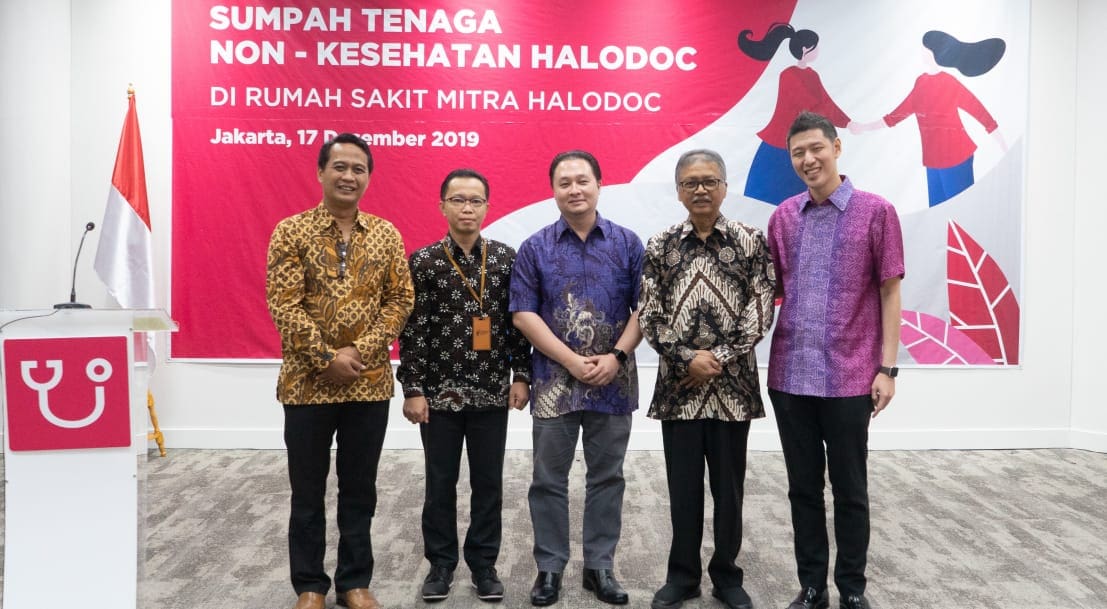 Halodoc Healthcare Startup Takes Oath of Non-Medical Workers