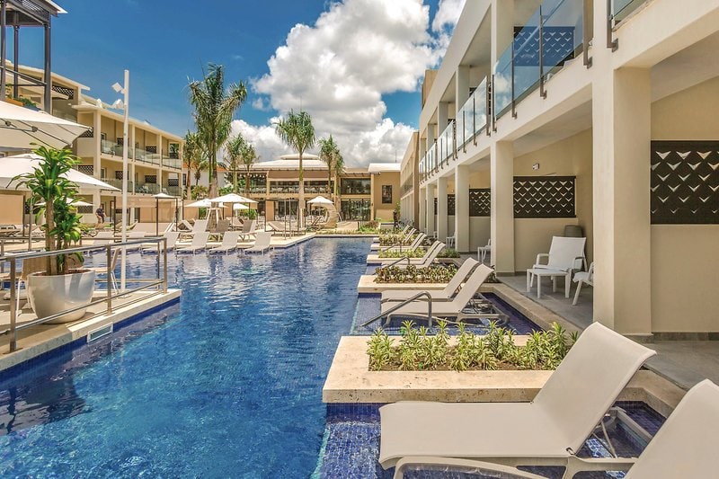 Pool Catalonia Royal La Romana