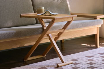 住空間を最大限に活かせる「折りたたみ家具」のある暮らし～「折りたたみサイドテーブル」など～