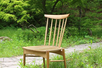 森と人を繋ぐ木製イス〜Mori:toチェア開発秘話〜