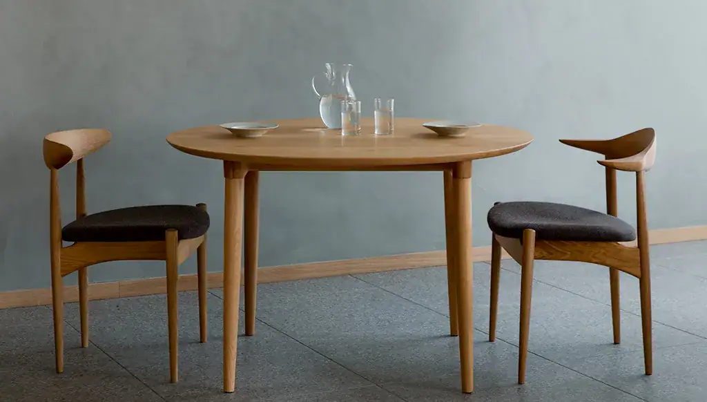 Swallowセミアームチェア