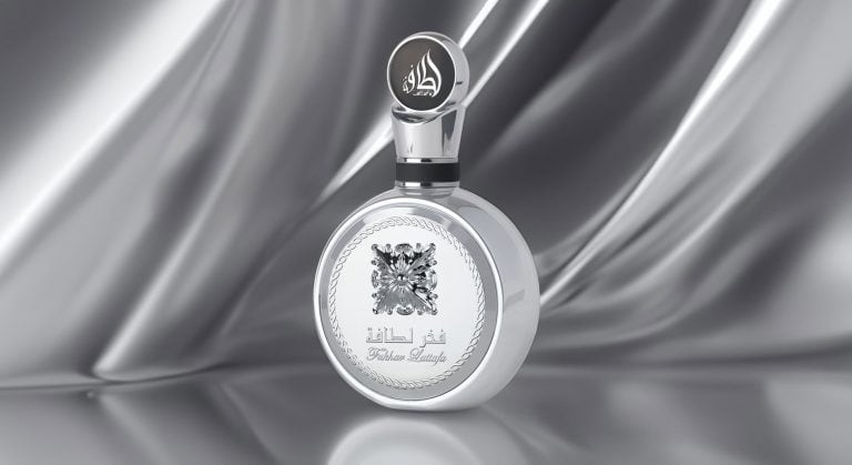 Lattafa Fakhar Platin: A Modern Composition of Power, Precision, and Sensory Depth