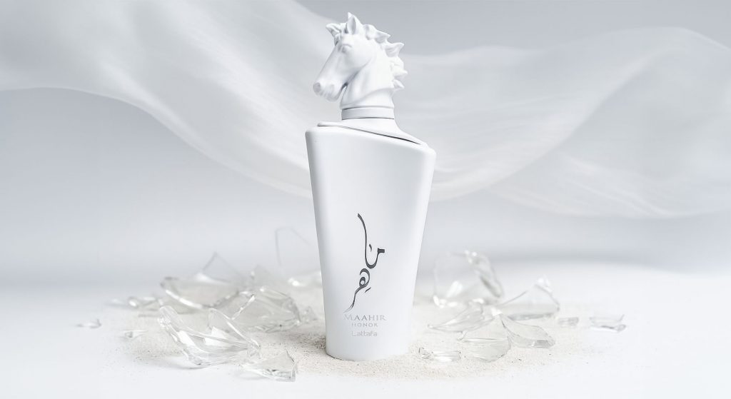 Lattafa Maahir Honor – A Fragrance of Radiant Strength and Refined Grace