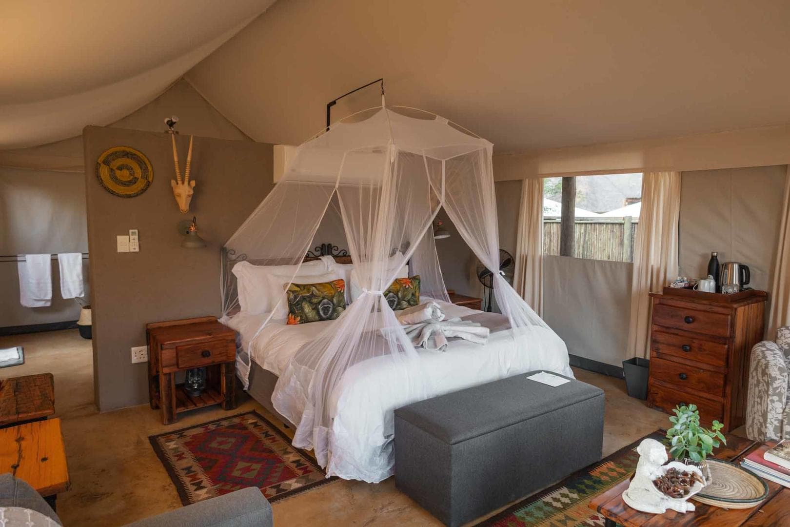 Monkey Thorn Superior Suite
