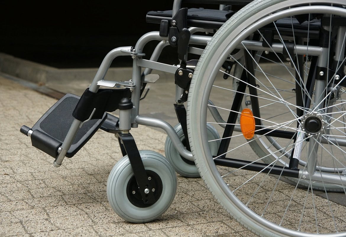 I profilati metallici speciali e le auto per persone disabili