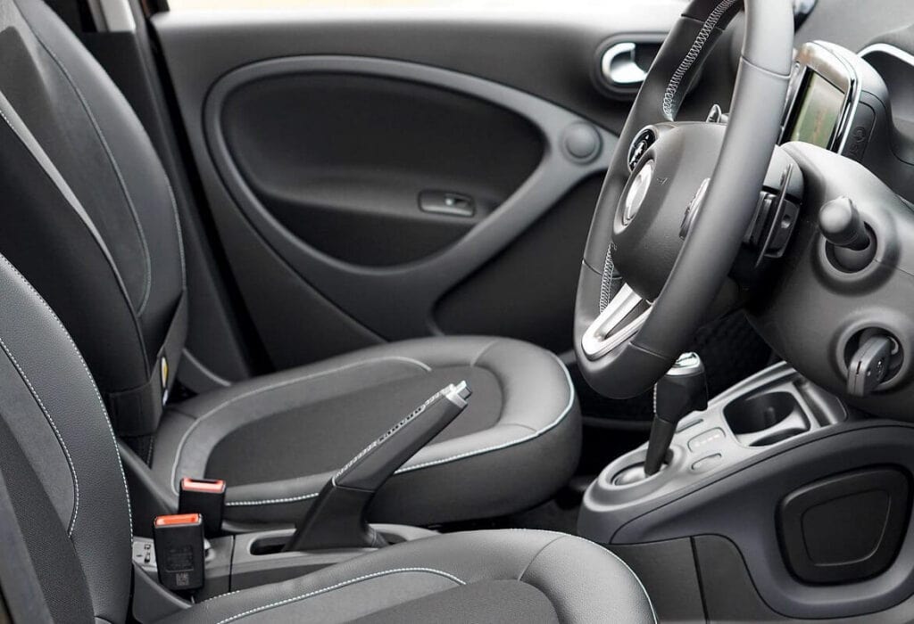 how to choose car seats - faux leather interior
