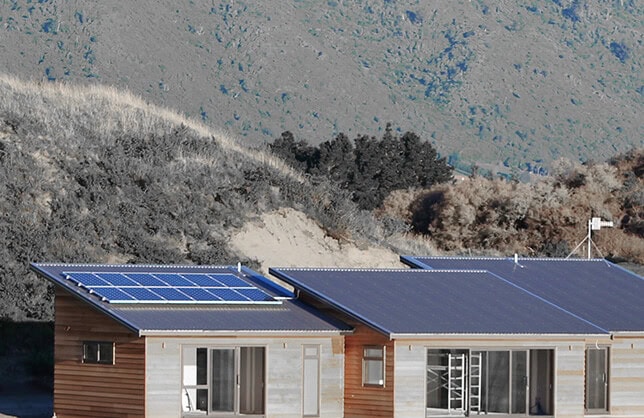 Hybrid Solar & Battery <br class=