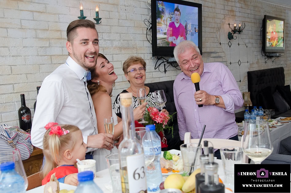 Сватбата на Юлия и Алекс - Сватбен фотограф и видеозаснемане на сватба в Бургас