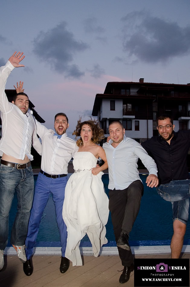 Сватбата на Юлия и Алекс - Сватбен фотограф и видеозаснемане на сватба в Бургас