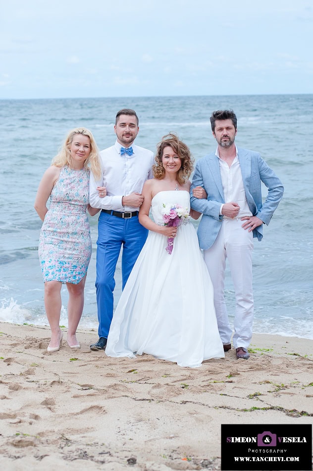 Сватбата на Юлия и Алекс - Сватбен фотограф и видеозаснемане на сватба в Бургас