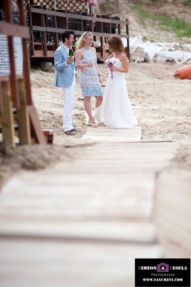 Сватбата на Юлия и Алекс - Сватбен фотограф и видеозаснемане на сватба в Бургас