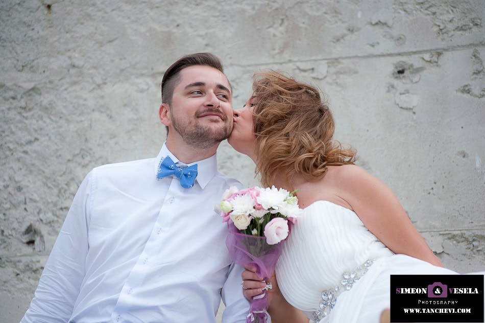 Сватбата на Юлия и Алекс - Сватбен фотограф и видеозаснемане на сватба в Бургас