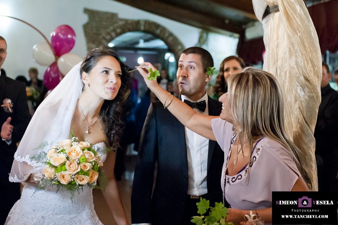 Сватбата на Деси и Борис - Сватбен фотограф и сватбен видео оператор в Пловдив