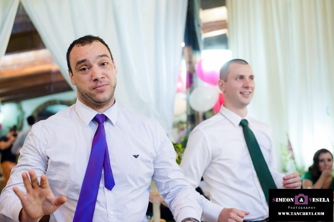 Сватбата на Деси и Борис - Сватбен фотограф и сватбен видео оператор в Пловдив