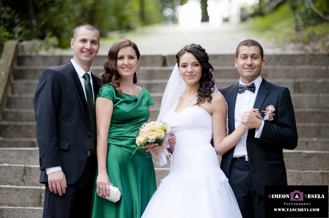 Сватбата на Деси и Борис - Сватбен фотограф и сватбен видео оператор в Пловдив