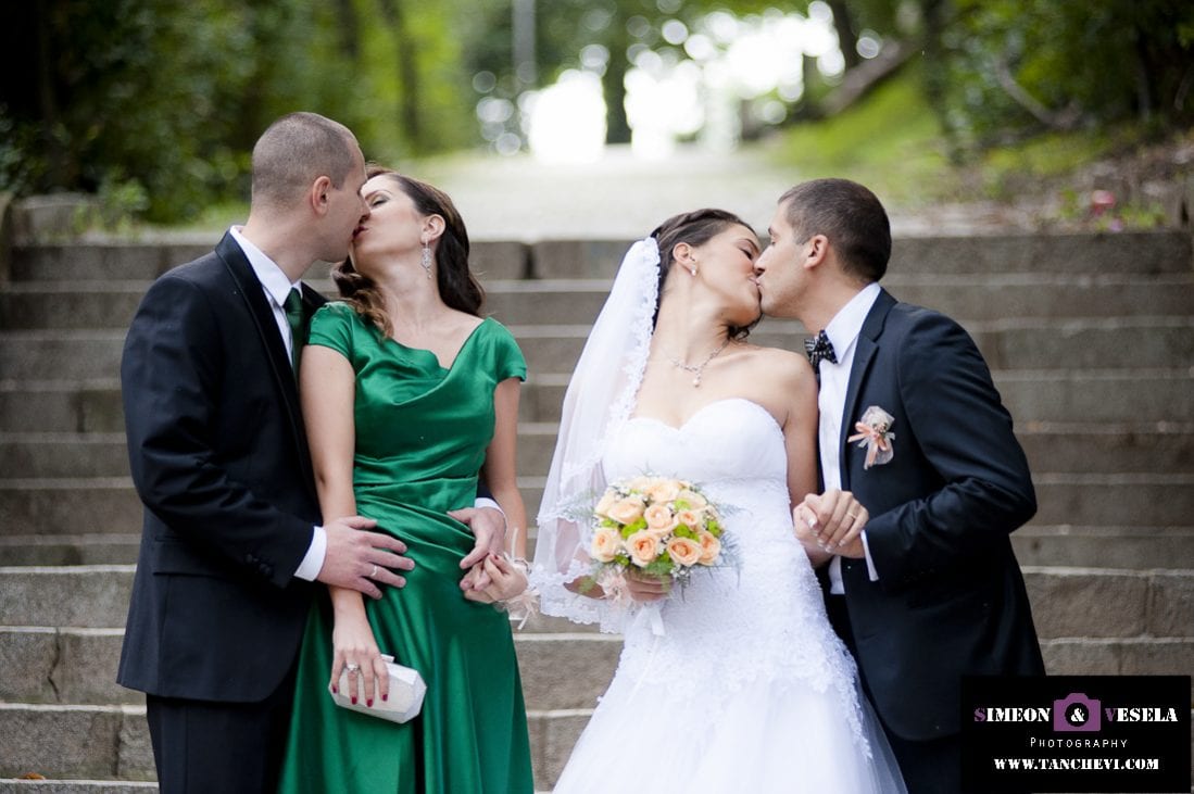 Сватбата на Деси и Борис - Сватбен фотограф и сватбен видео оператор в Пловдив