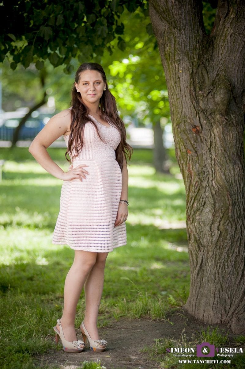 ФОТОГРАФ ЗА АБИТУРИЕНТСКА ФОТОСЕСИЯ И ВИДЕОЗАСНЕМАНЕ НА АБИТУРИЕНТСКИ БАЛ В ПЛОВДИВ