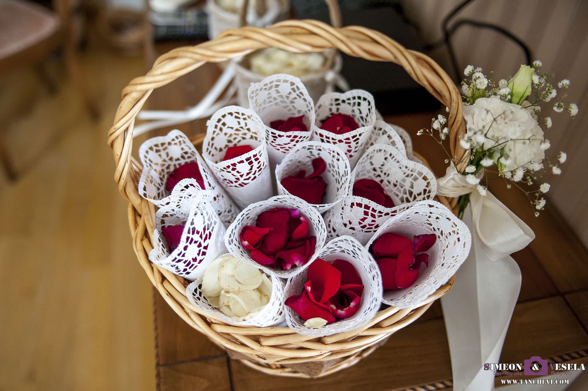 Сватбата на Ана и Килиан в Мидалидаре - Сватбен фотограф и сватбен видеооператор в Стара Загора