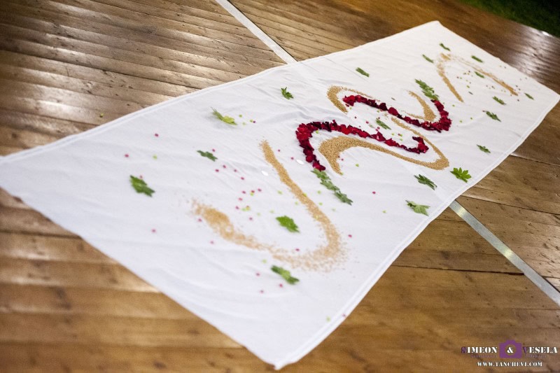 Сватбата на Ана и Килиан в Мидалидаре - Сватбен фотограф и сватбен видеооператор в Стара Загора