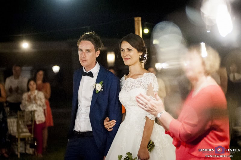 Сватбата на Ана и Килиан в Мидалидаре - Сватбен фотограф и сватбен видеооператор в Стара Загора