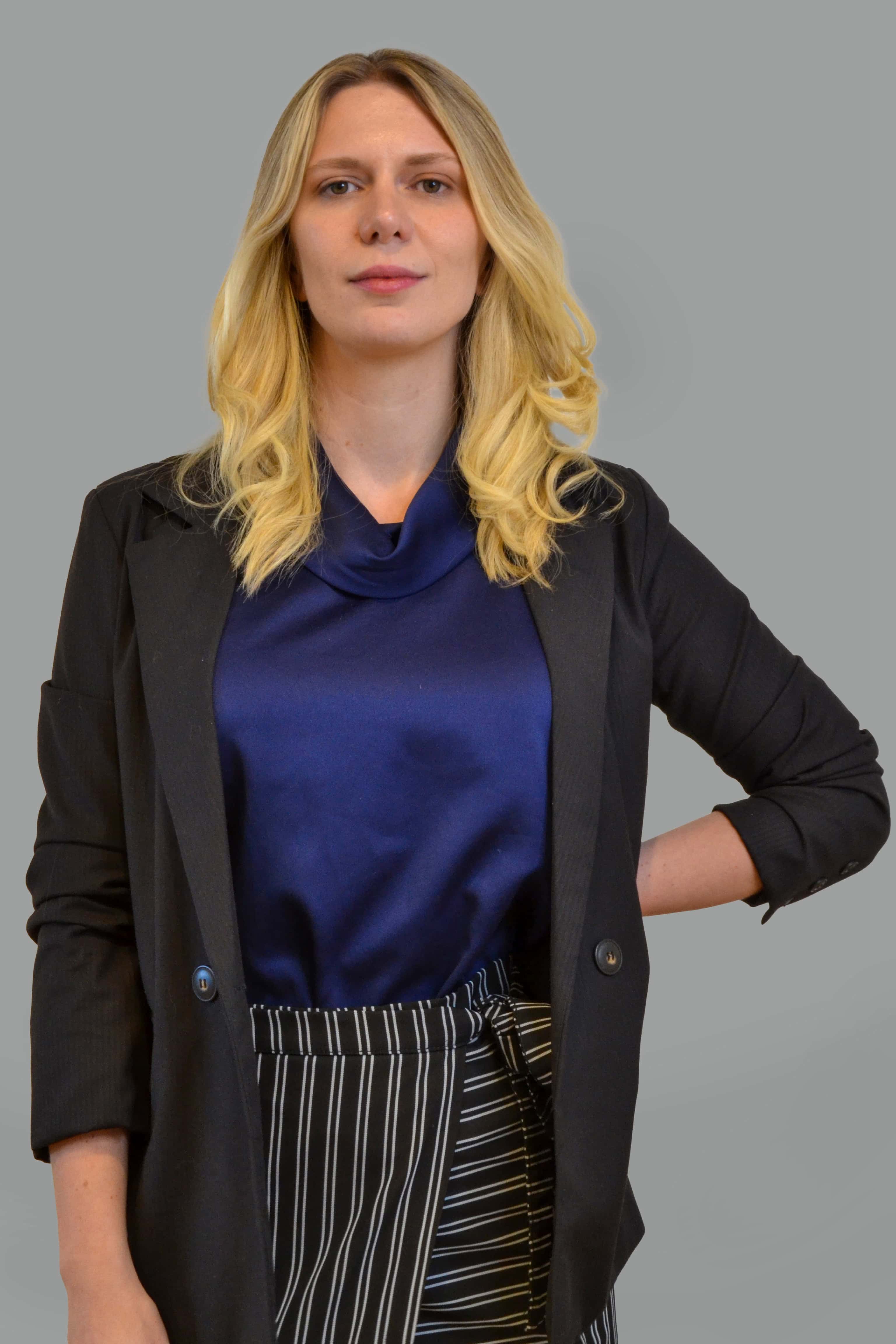 Paula Werlang, Trader