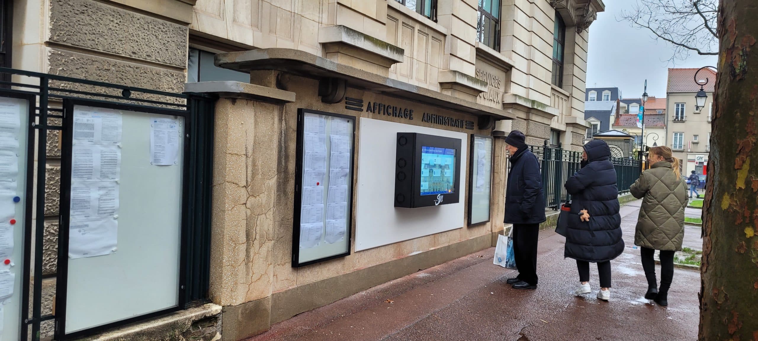 borne affichage municipal