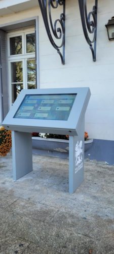 borne pupitre extérieure