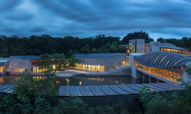 Exterior of the Crystal Bridges Museum