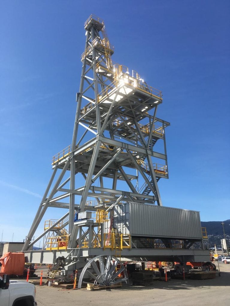 32′ Custom length E- house