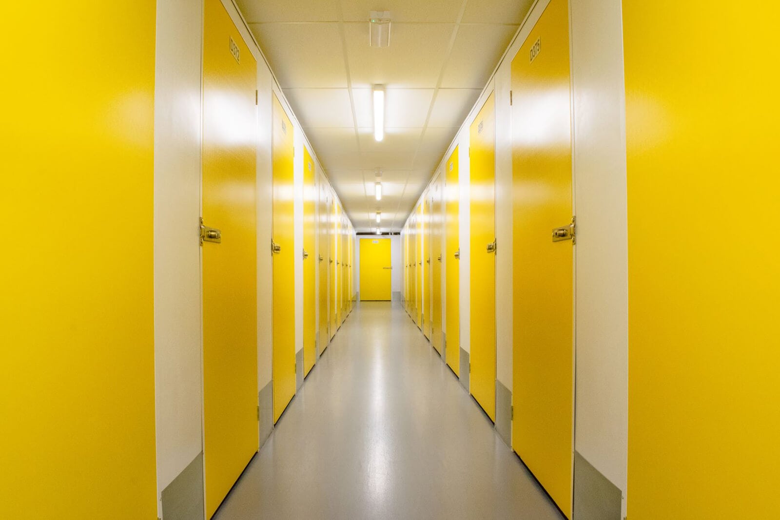 UKS Company Swindon - Internal View of Units