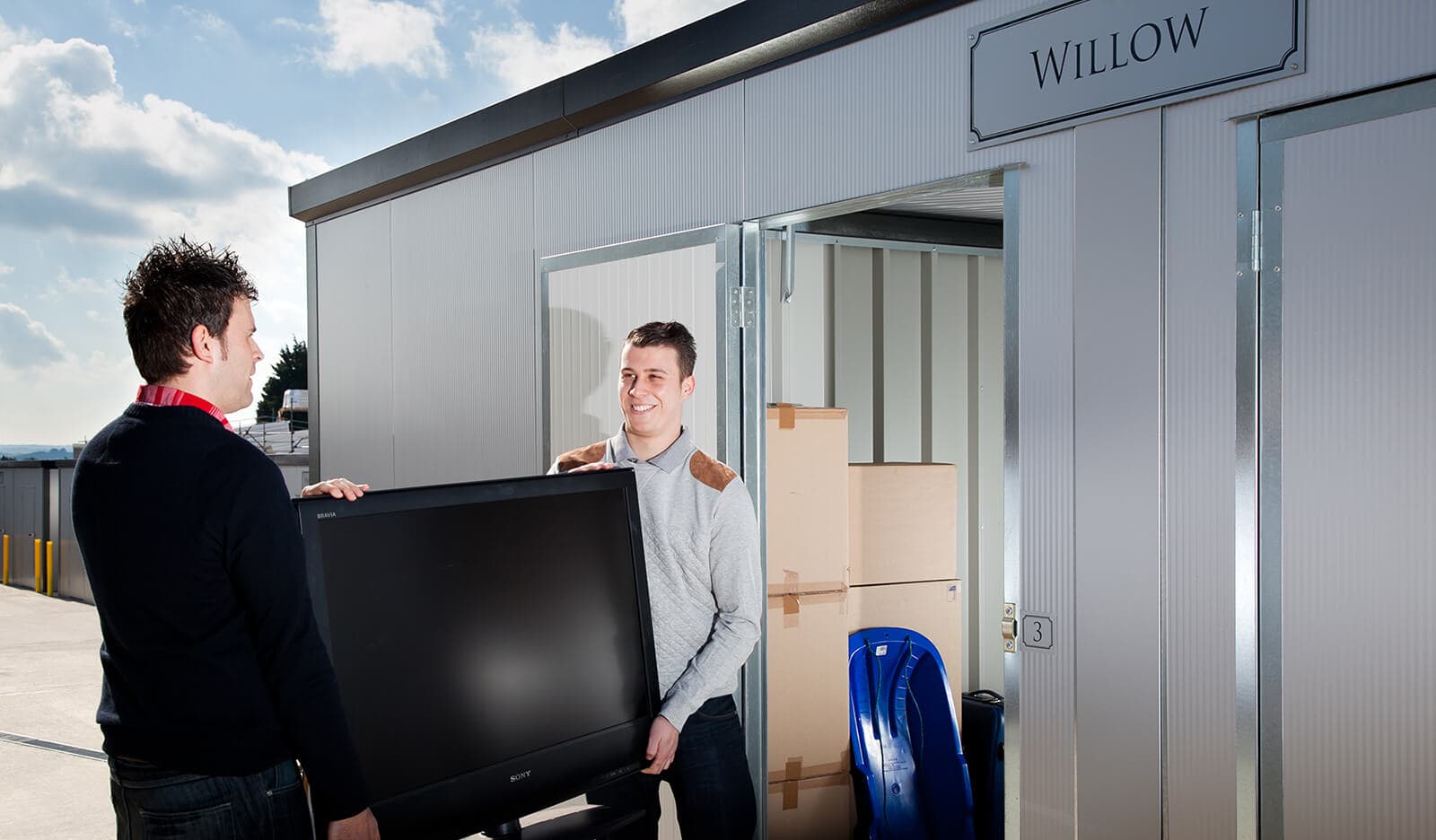UKS Chard Self Storage Facility - Home Storage