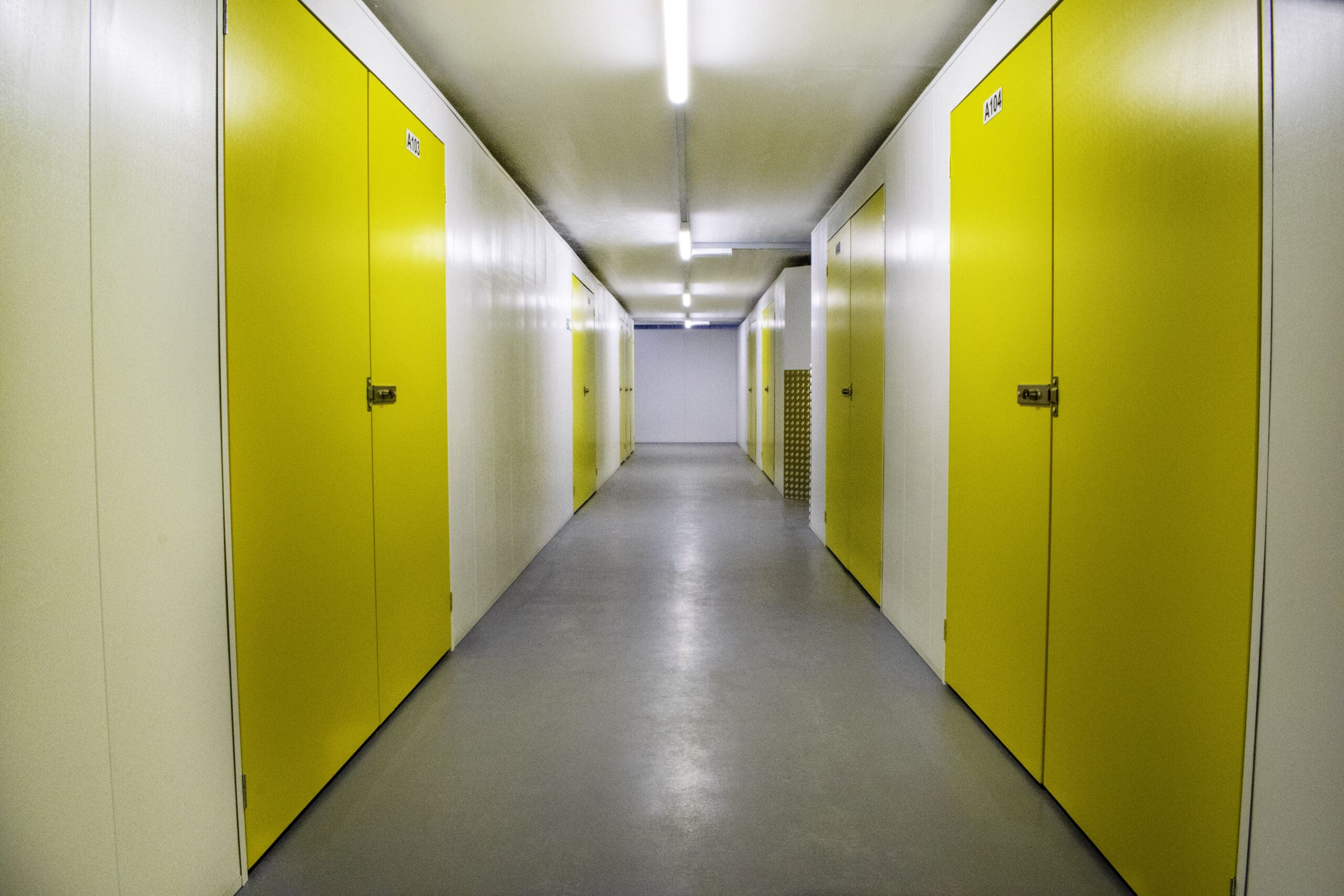 UK Storage Company Swadlincote Self Storage Units Inside