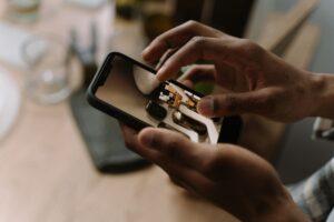Tecnologia 3D e AI: il futuro dei resi nel fashion retail