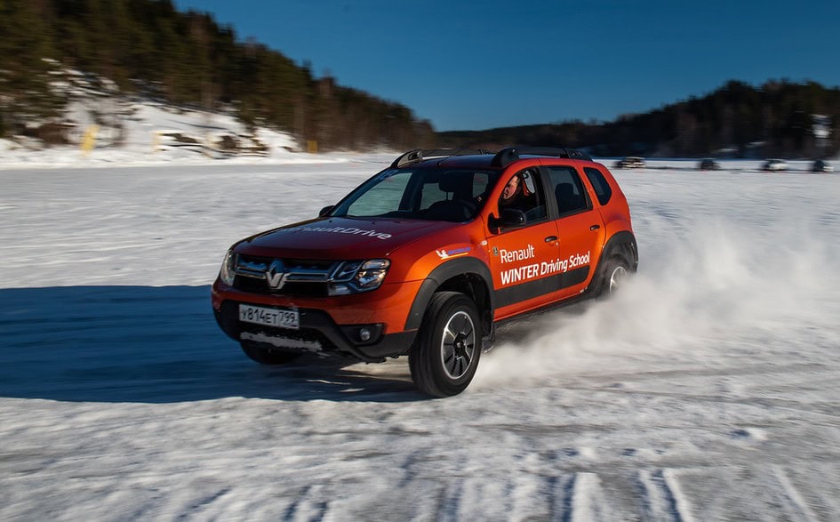 Режем ладожский лед «когтями» полноприводных Renault