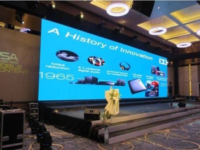 YUCHIP P5 HD LED Display Screen In Restaurant