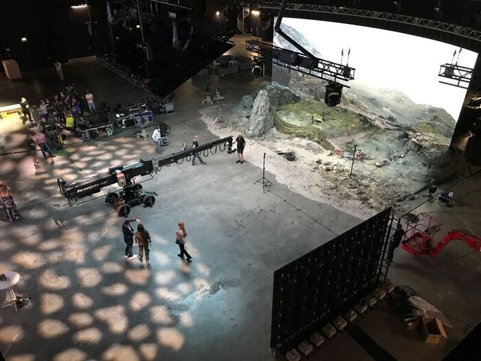 What Are The Top 7 Virtual Production Studios That Use LED Screens For Filmmaking?
