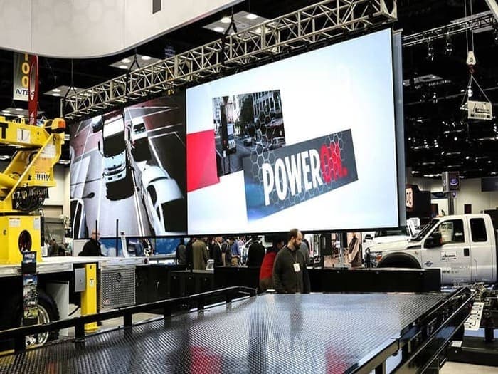The Power Of Display: How LED Screens Help Trade Shows And Exhibits Stand Out