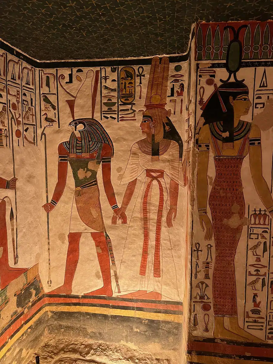 Nefertari paintings