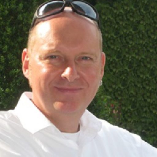 Portrait Kai Zitzmann_256x256-1.jpg Portrait Kai Zitzmann