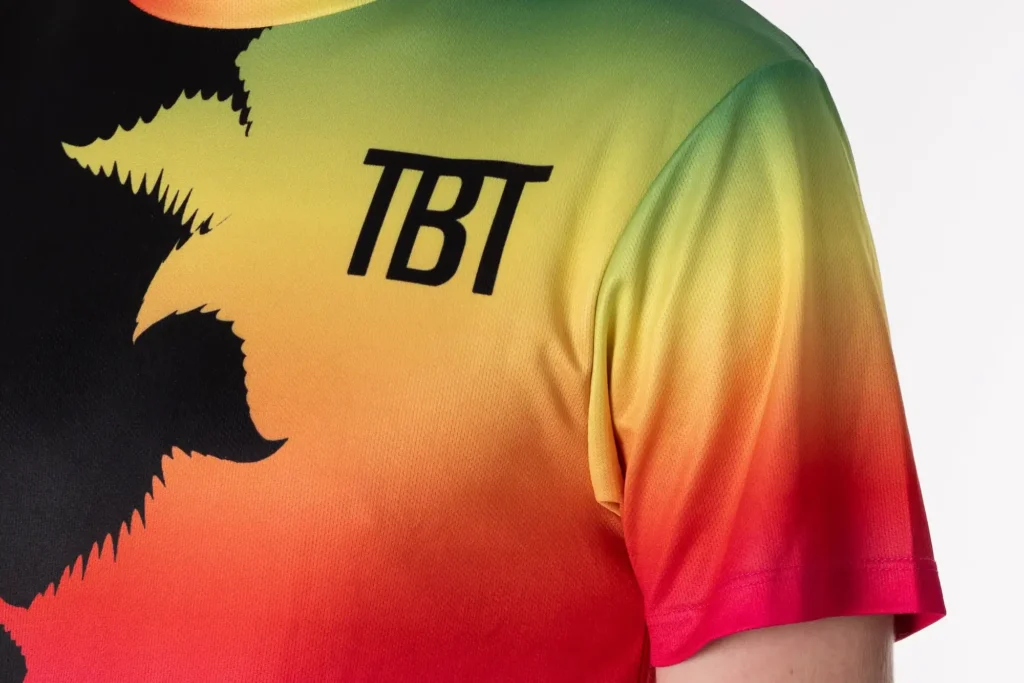 TBT Sportshirt ontwerpen detailfoto van de mouw