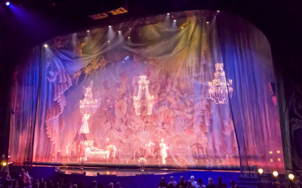 Cirque du Soleil Corteo a Splendid and Whimsical Dream 14 Cirque du soleil Corteo