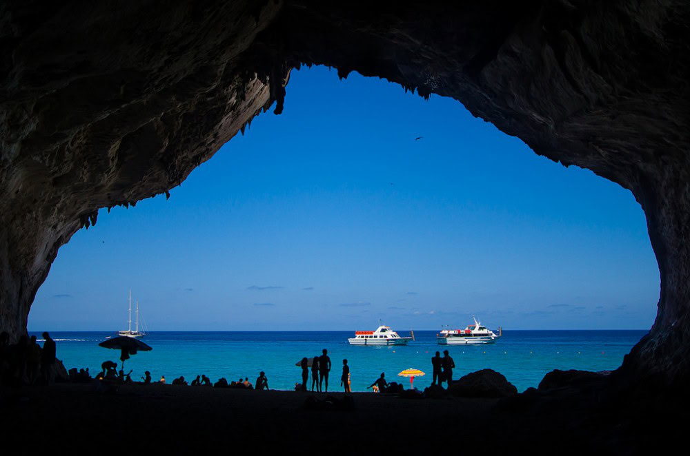 sardinia yacht charter