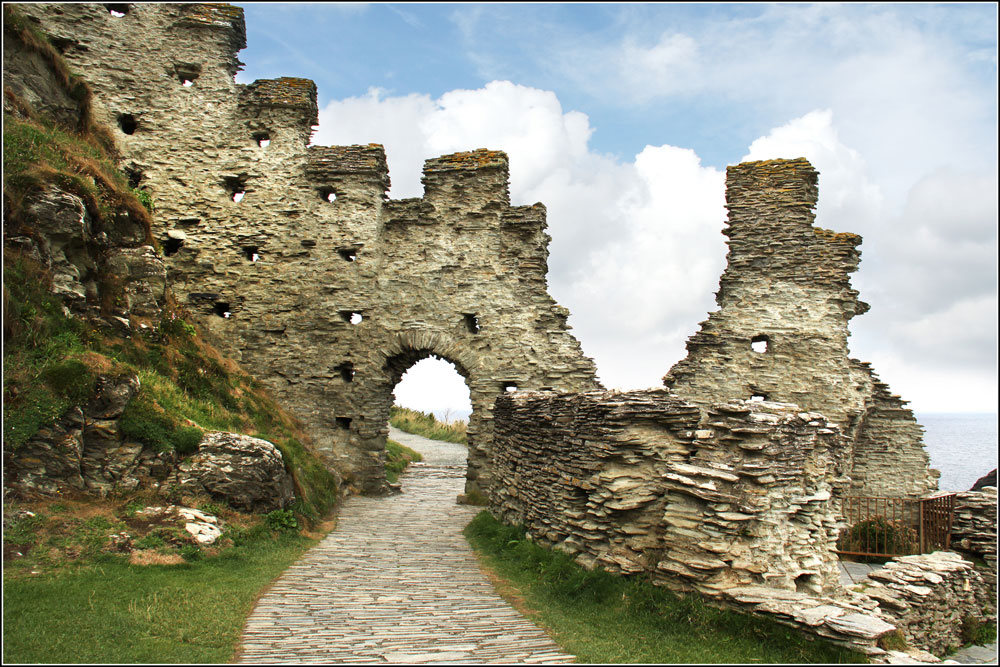 King Arthur Tintagel Castle Cornwall 