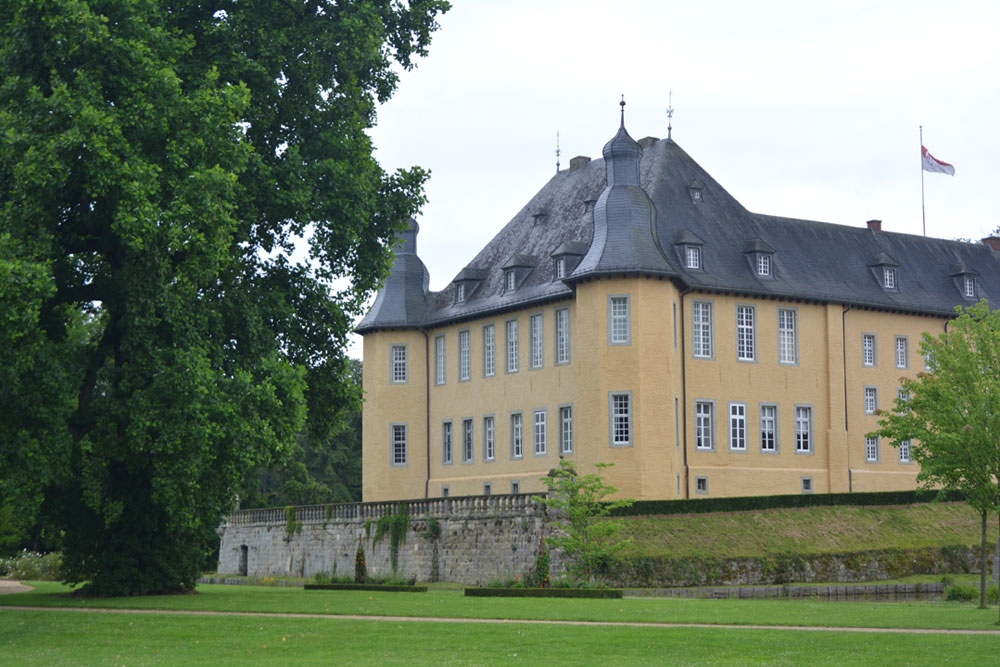 Totally Awesome and Magical Things to do in Dusseldorf Germany 10 Things to do in Dusseldorf, Schloss Dyck