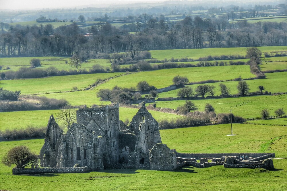 100 Photos and Travel Guide to 13 Magical Places in Ireland's Ancient East 31 Ireland's Ancient East, The Rock of Cashel