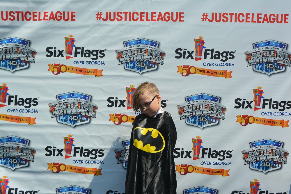 Six Flags Over Atlanta New Battle for Metropolis 4D Ride is Sweet 14 Battle for Metropolis Review, Kidfriendly, Gauge Rybak